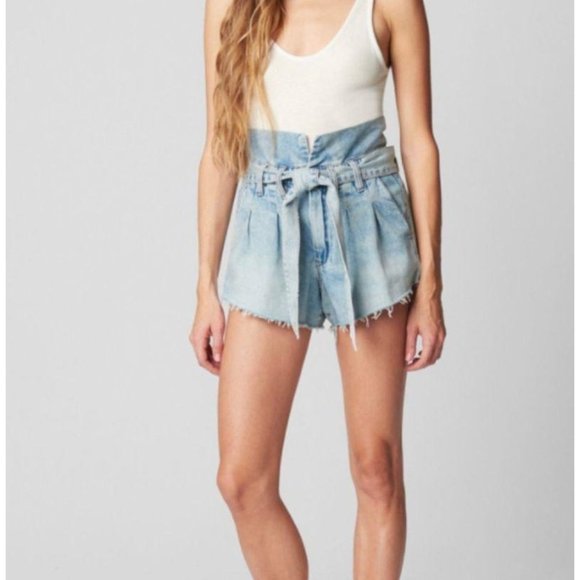 BLANKNYC Paperbag Jean Shorts in Caribbean Blue - Picture 4 of 12